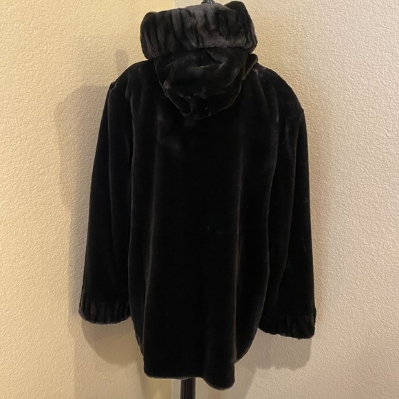1X Pamela McCoy Faux Fur Shawl Hood Button Collar Fully Lined Black Coat - Picture 2 of 7